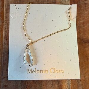 Melania Clara Gold Teardrop Necklace